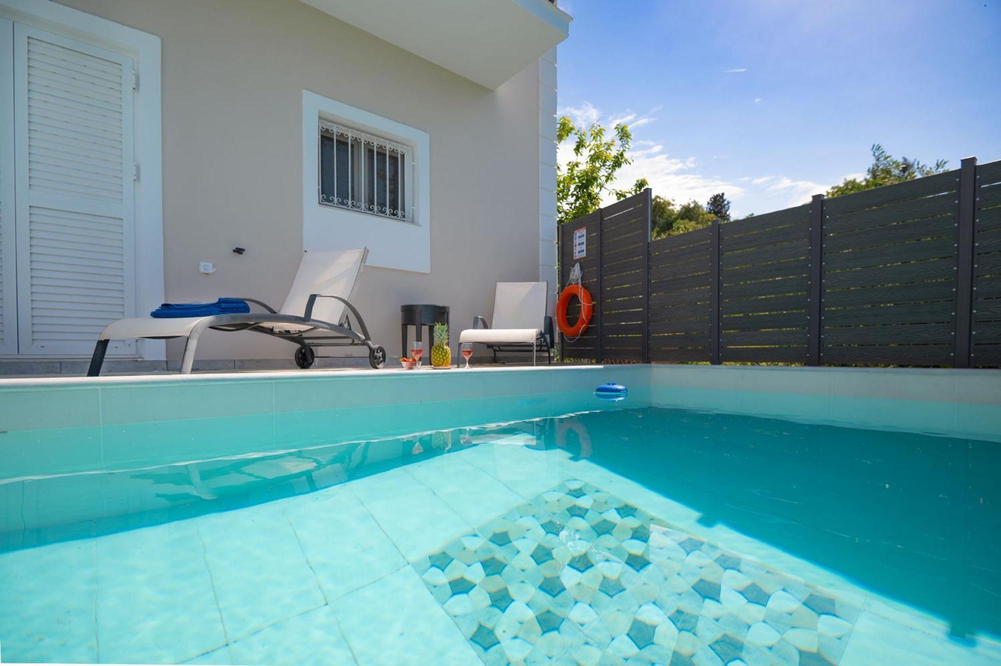 Arilia Villa